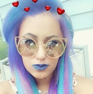 Meet your Posher, Shay